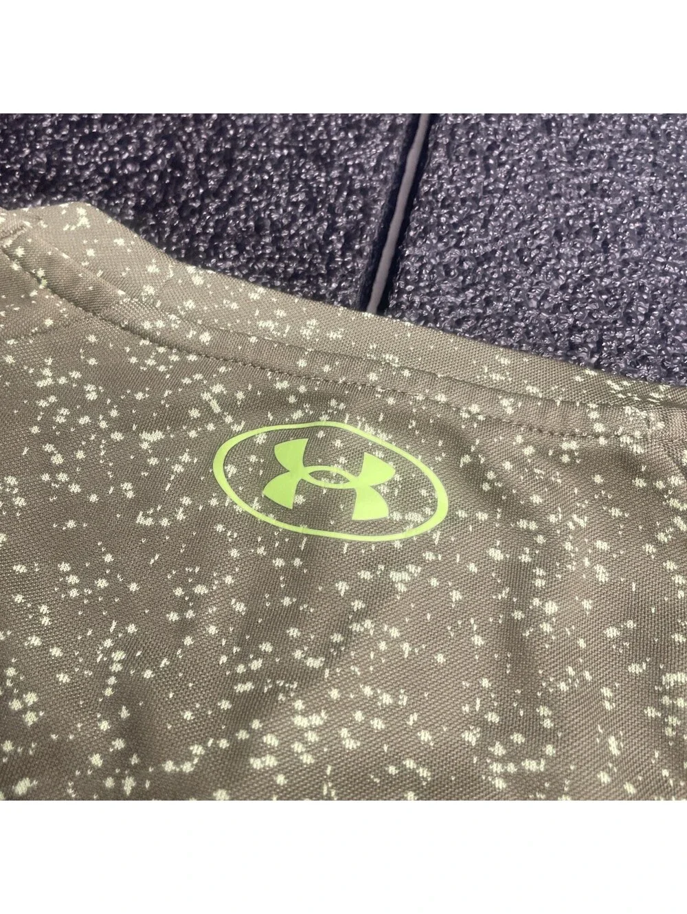 Under Armour Tech Tee Shirt Mens XL Green Short Sleeve Loose Fit Heat Gear